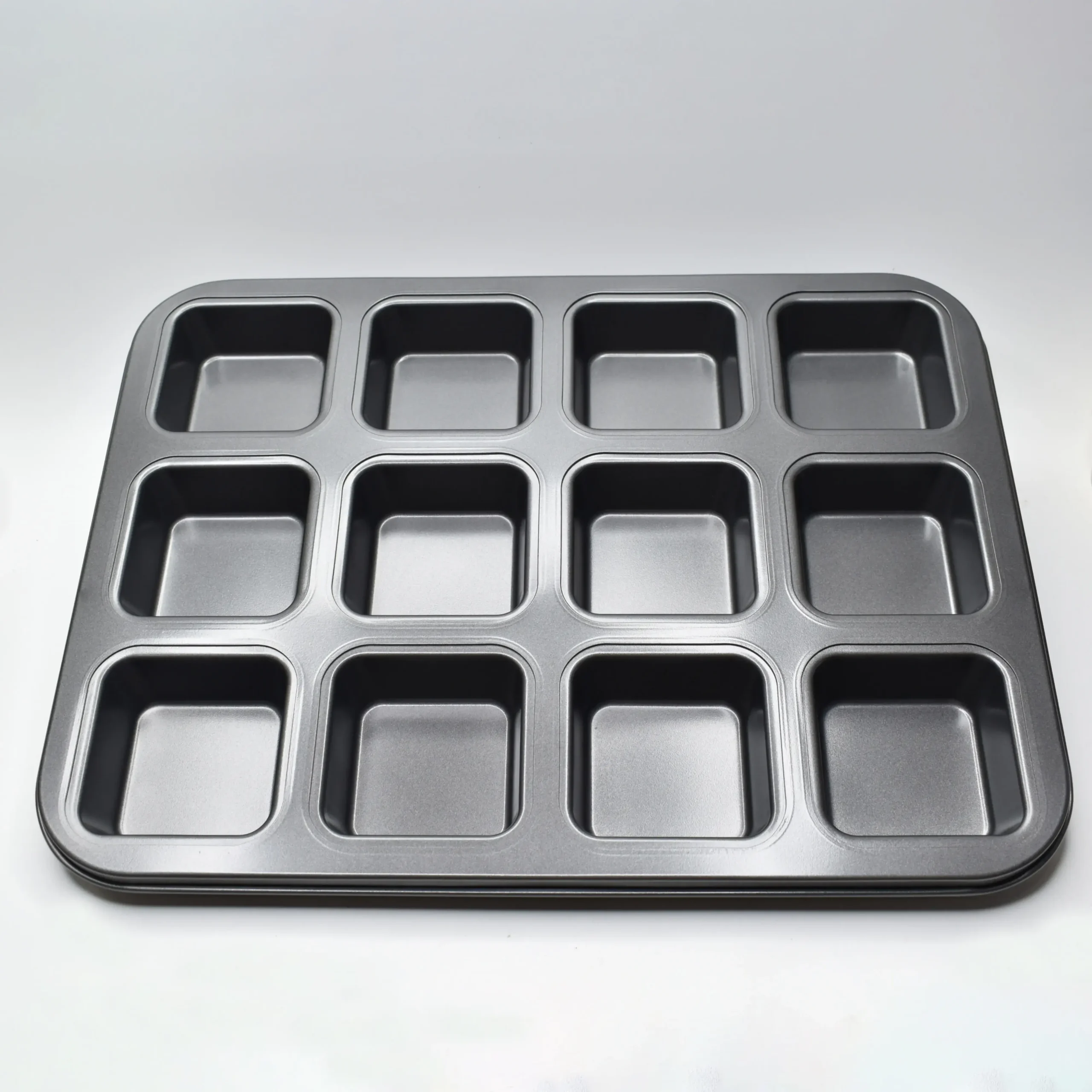12 in 1 Square Muffin & Cupcake Baking Tray BT085